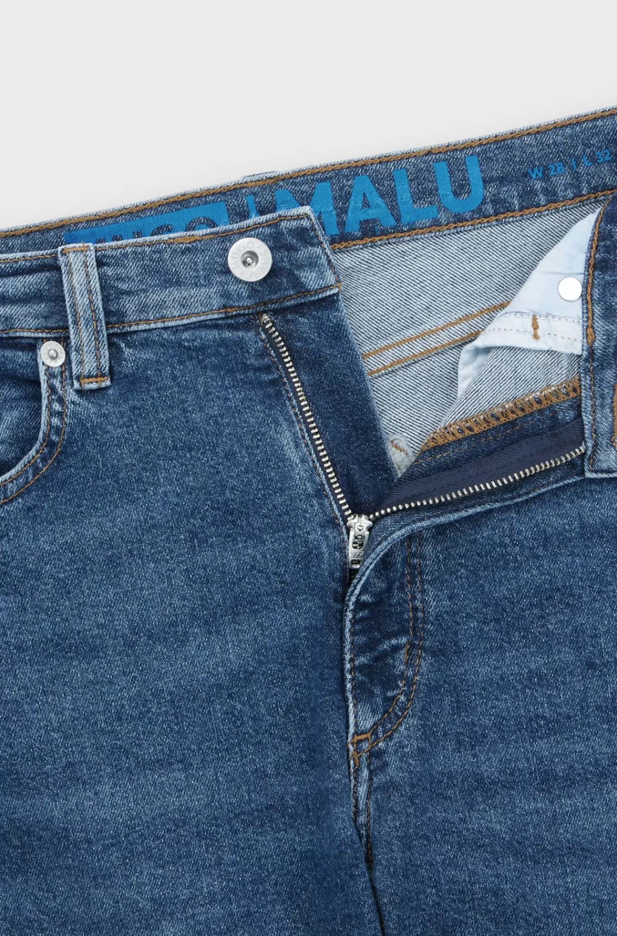 skinny_jeans_i_mellembl_denim_med_strk_10.webp HUGO BOSS Skinny Jeans I Mellem Denim Med Stræk Blå Outlet