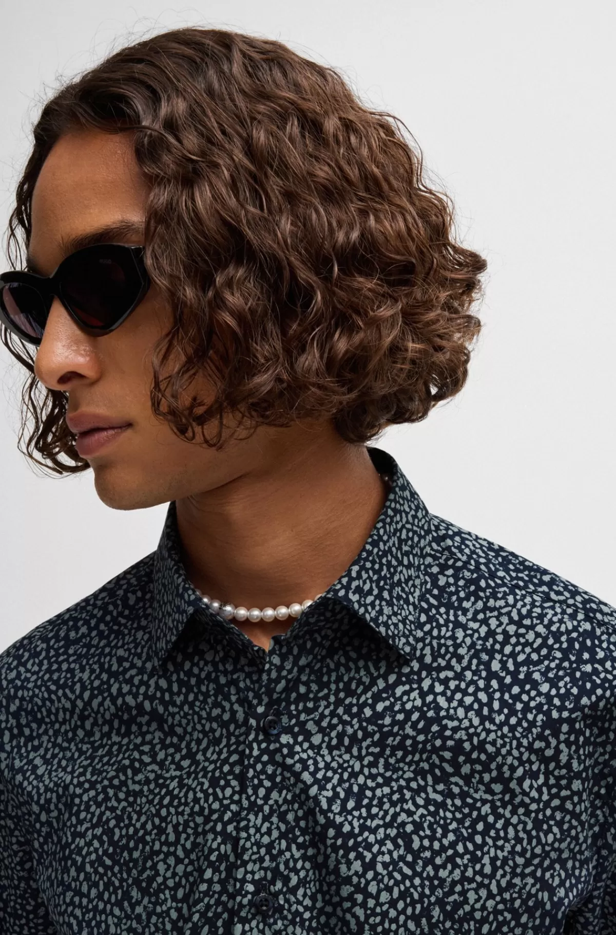 HUGO BOSS Skjorte Med Et Moderne Fit I Bomuldspoplin Med Print Lysegrå Outlet