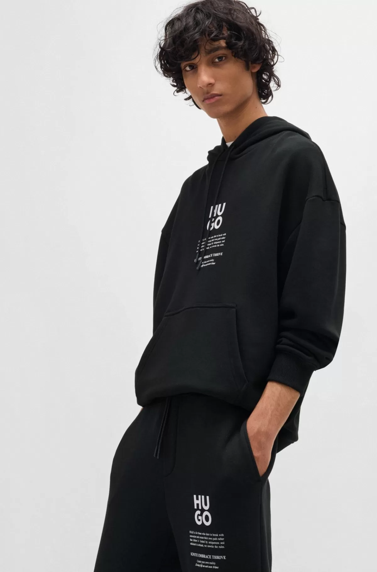 HUGO BOSS Tracksuit-bukser Med Relaxed Fit Og Logo Samt Slogan Sort Flash Sale